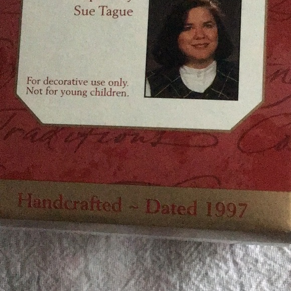 1997 Hallmark Christmas ornament - Picture 4 of 5